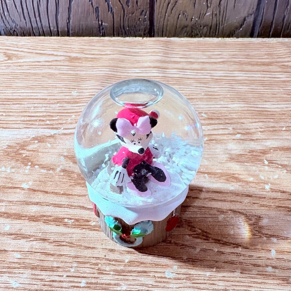 Clear 3" Disney Minnie Mouse Snow-globe Figurine Snowy Rim